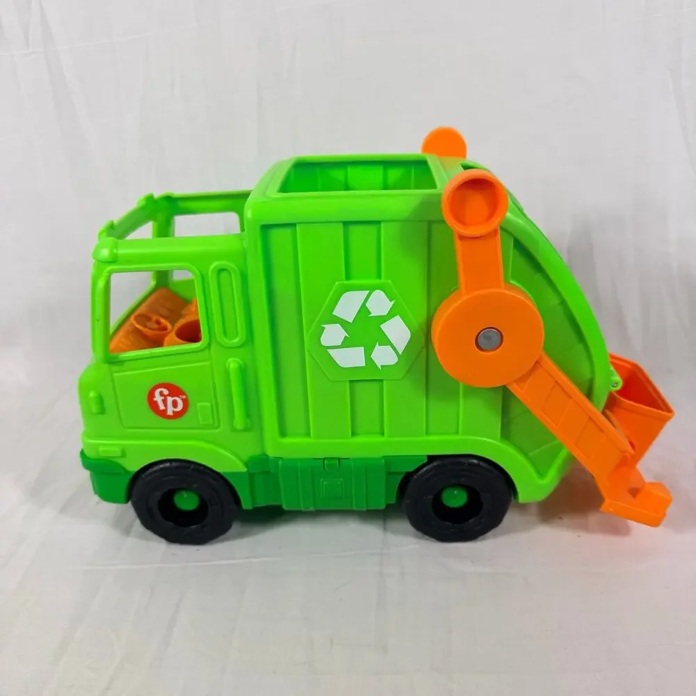 Fisher Price 2021 Little People Green Recycling Garbage Truck GWD29